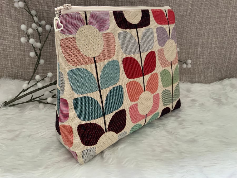 Toiletry Bag, Tapestry Bag, Cosmetic Bag, Make Up Bag, Travel Bag