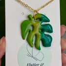 Verdant Whisper – Monstera Leaf Necklace