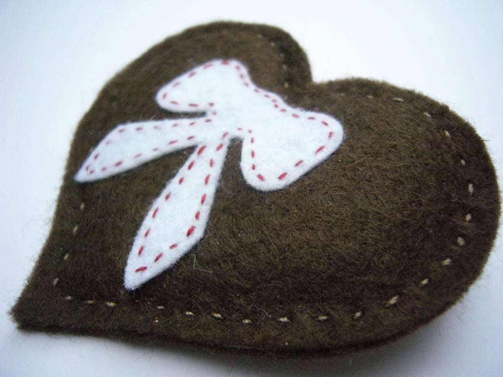 White Bow on Brown Heart Brooch PERFECTLY IMPERFECT
