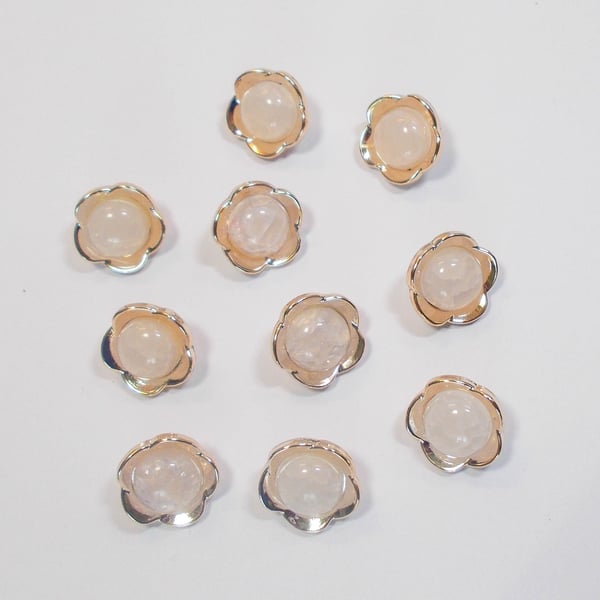 Gold faux metal and glass flower shank buttons 18mm approximately. Pack of 10