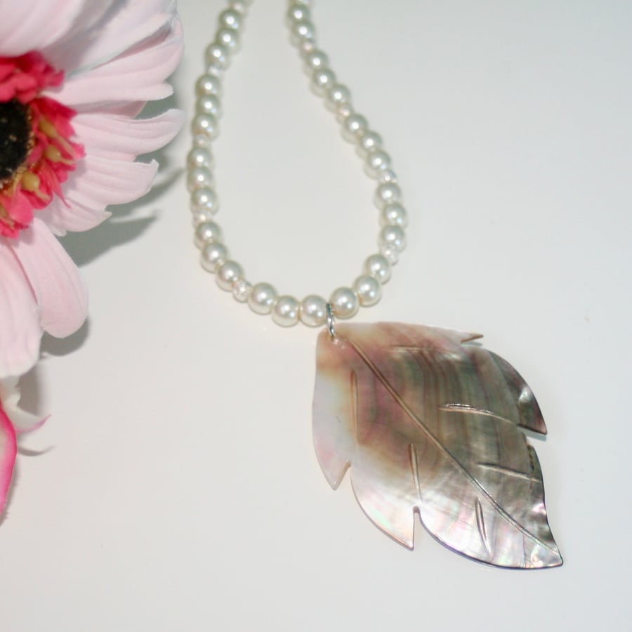 Mother of Pearl leaf and glass pearl necklace