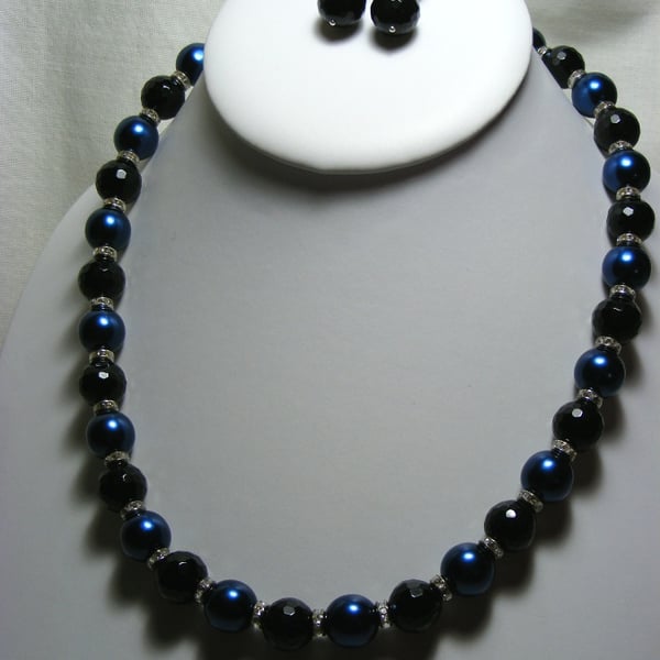 Black and Blue Jewellery Set