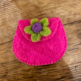 Pink Felt Purse. (622)