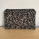 William Morris Willow Bough Print Quilted Fabric Organiser Pouch