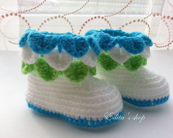 Baby Booties, Baby shoes, Baby boots, size 0-3 months, Ready to ship