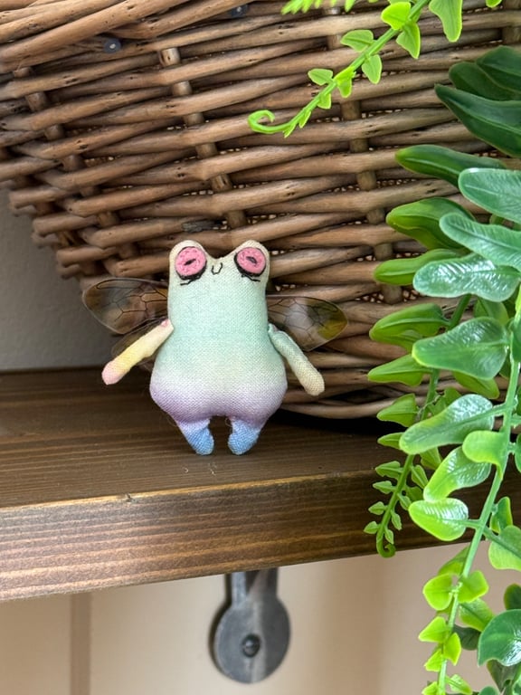 Rainbow Froggyfly Blue Legs