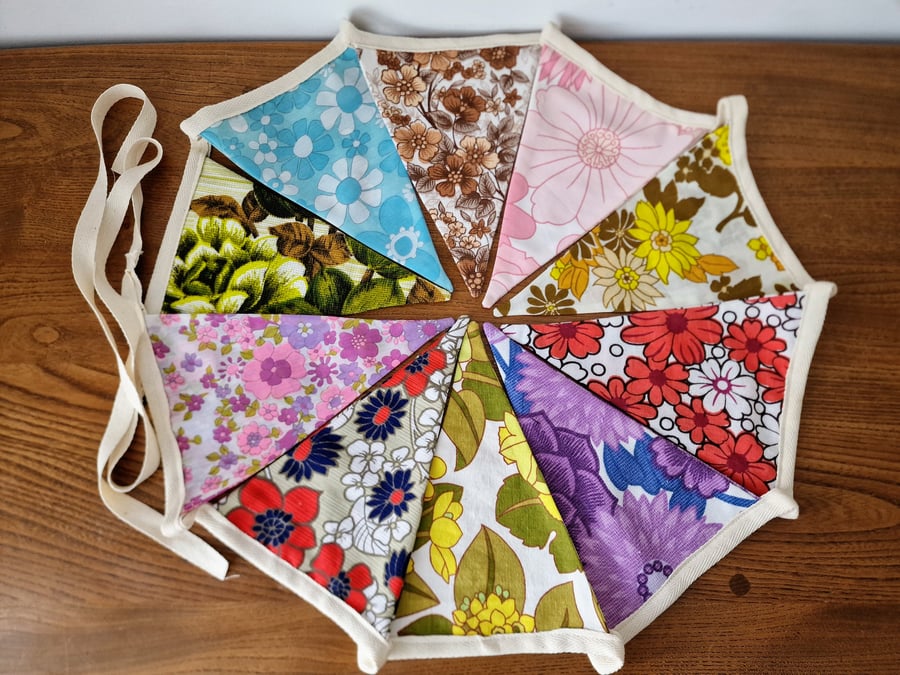 2m-10m handmade fabric bunting banner streamer 1960s 1970s floral bunting
