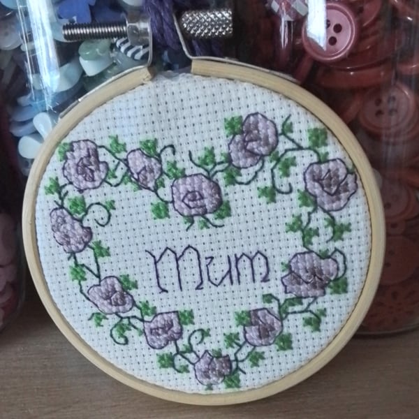 Mum Hanging Hoop, Mum Roses Decoration, Mum Gift - Purple