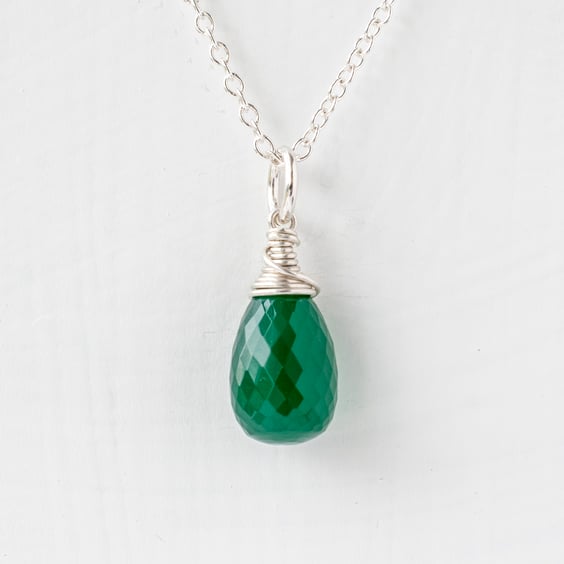 Green Onyx Briolette Pendant necklace