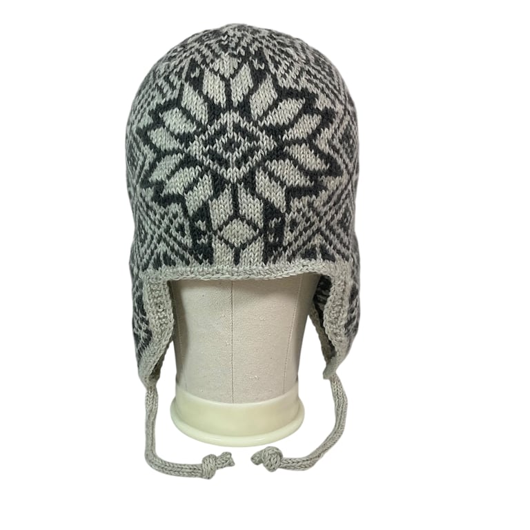 stranded grey and cream earflap hat, chullo hat, Andean wool unisex, warm winter