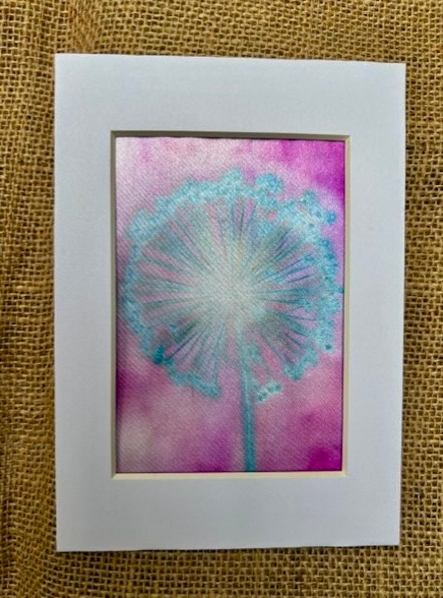 Hand printed allium picture.