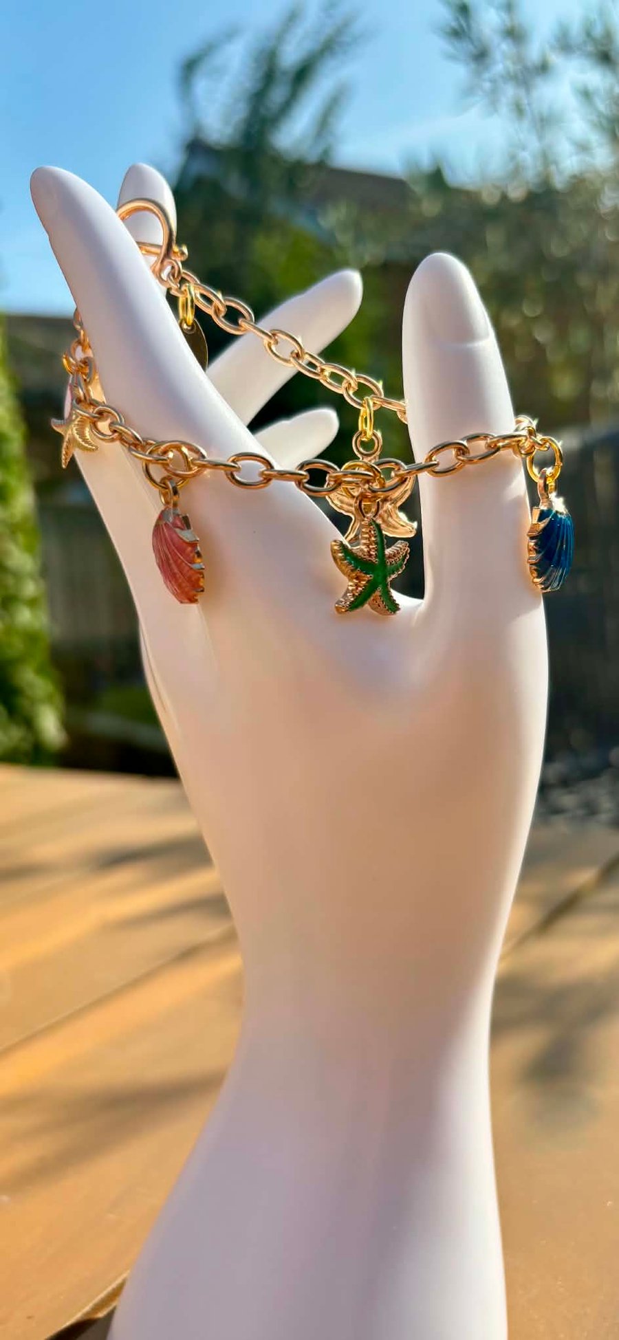 Gold Tone Charm Bracelet 