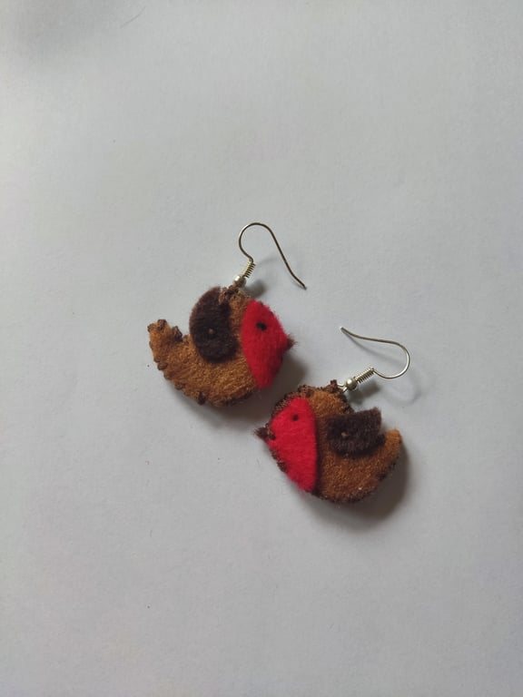handmade felt Robin earrings