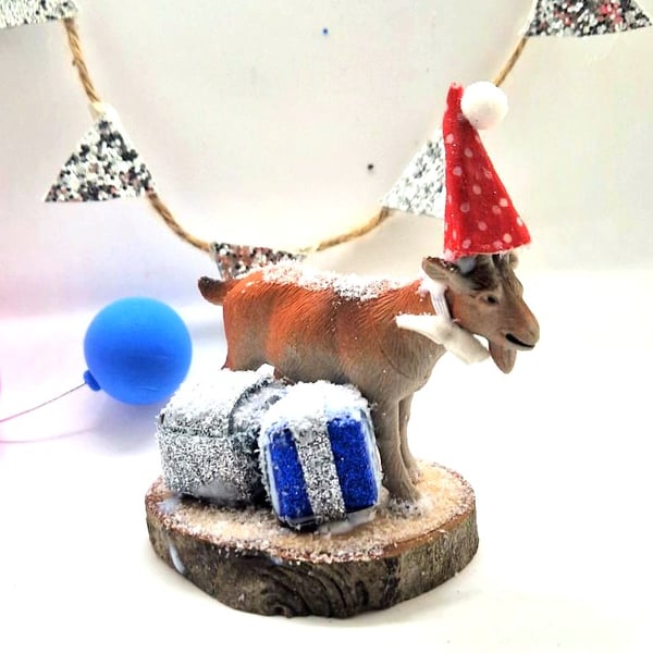  Goat Christmas Decoration Birthday Gift Collectable Keepsake Cake Topper 