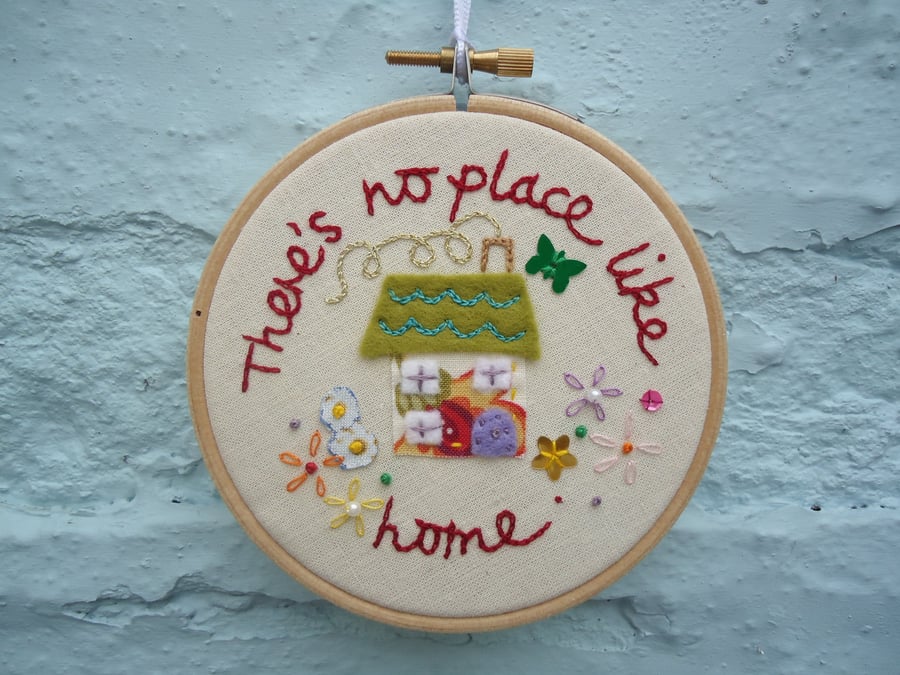 Embroidery Hoop, There's No Place Like Home, Green Butterfly