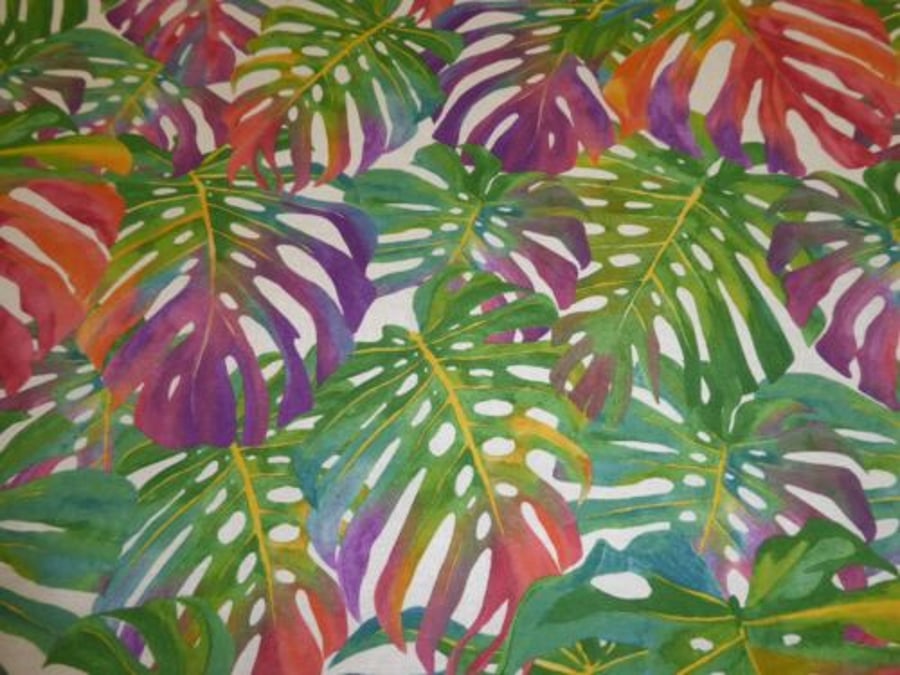 Hot Tropical Leaf Round Tablecloth 