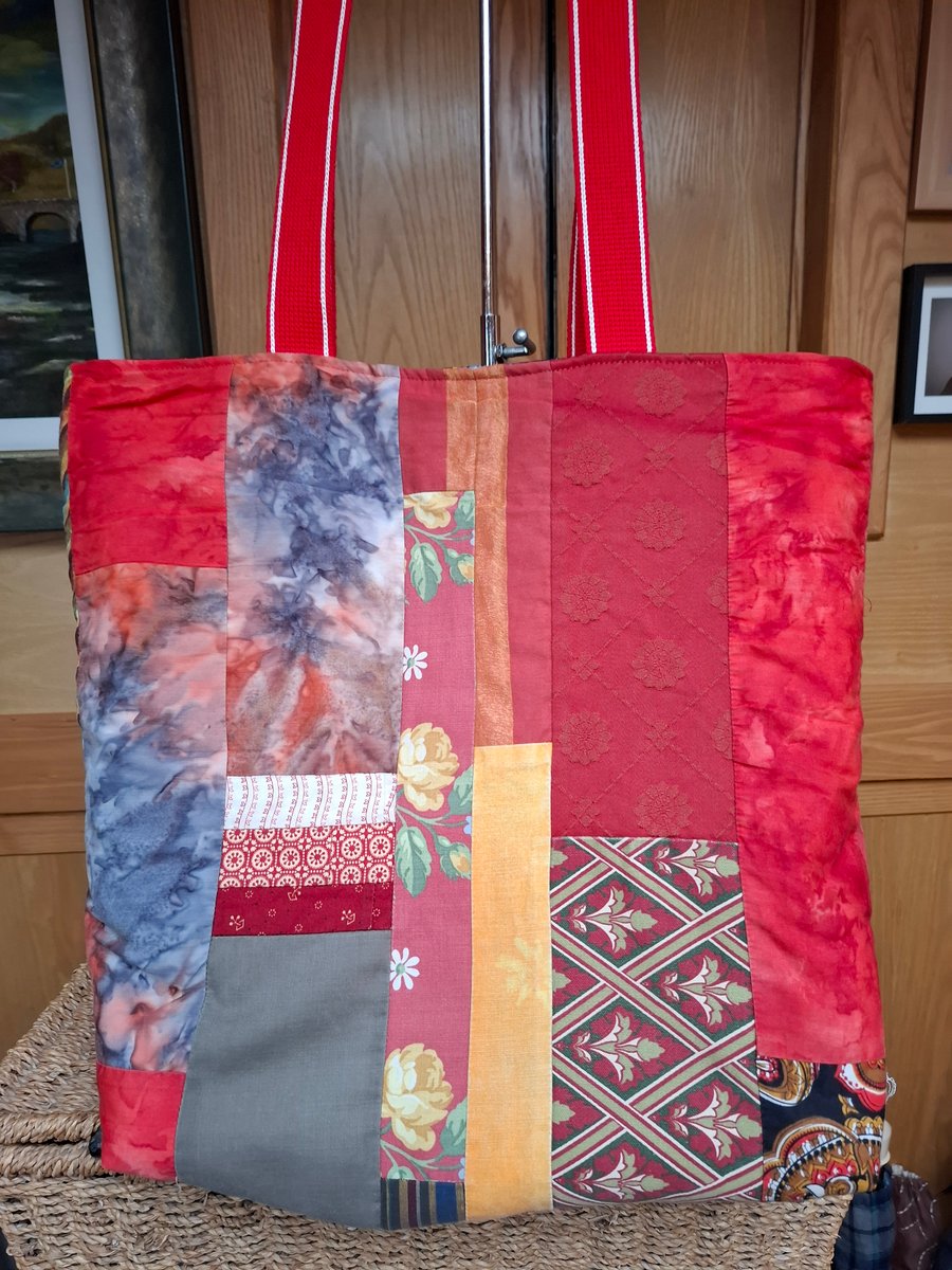 Red patch tote