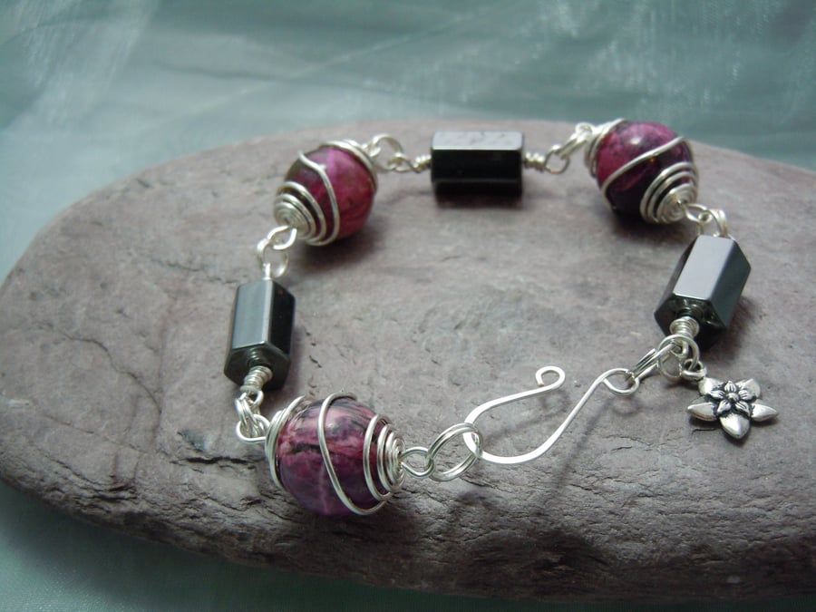 Handmade spirals bracelet with chunky gemstone Jasper & Hematite 