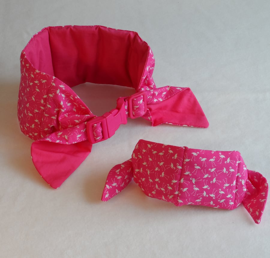Small Koolneck Cooling Collar - adjustable between 10-13 inches - Pink Flamingo