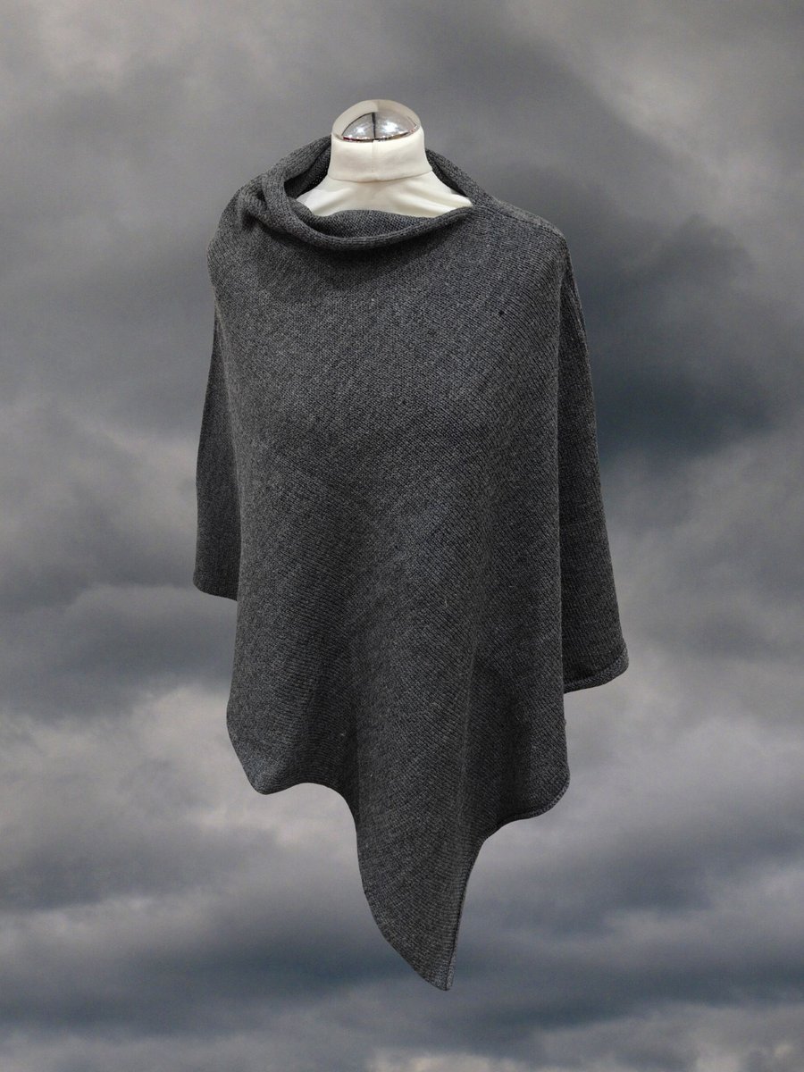 Rock Grey Merino Wool Poncho. Grey knitted women's cape.