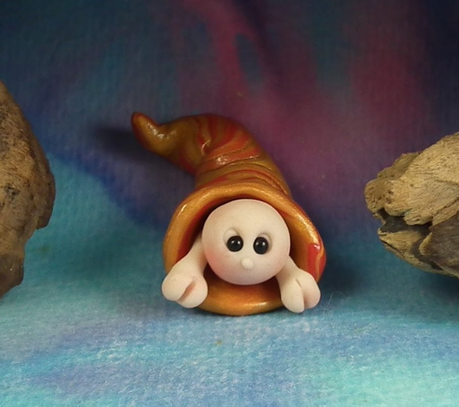 Tiny Hermit ShellDweller OOAK Sculpt by Ann Galvin Gnome Village
