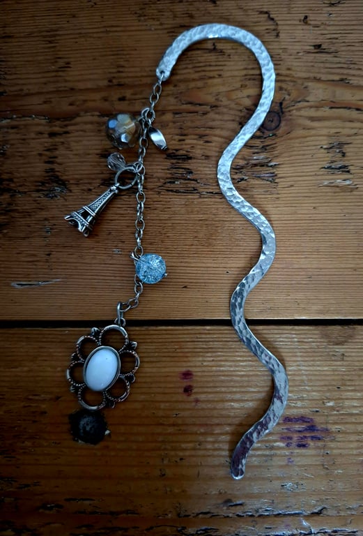 Unique metal bookmark