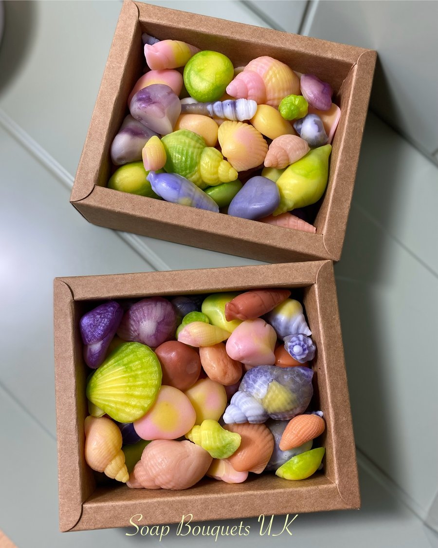Mini Soaps Set - Beach Themed Soap Favors: Seashell, Pebbles. Party Favor