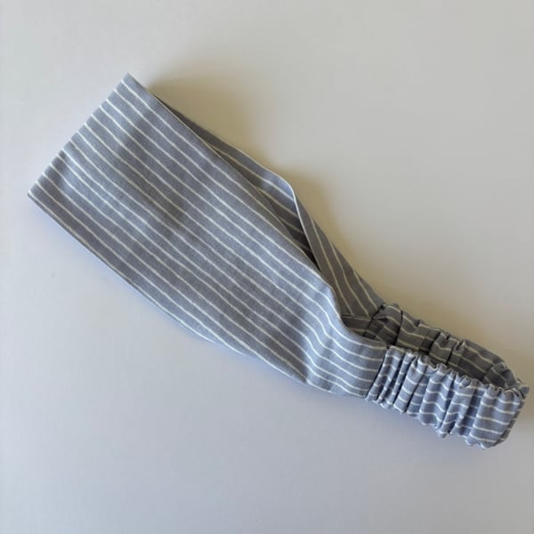 Cotton wide flat headband, yoga headband, in a grey and white print