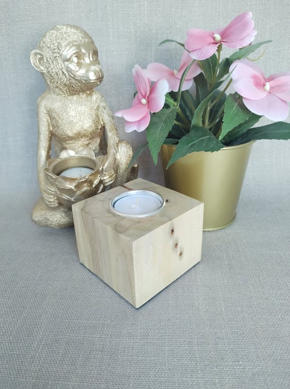 Blonde Pallet Wood Tealight Holder Single Rustic Cube Candle Block