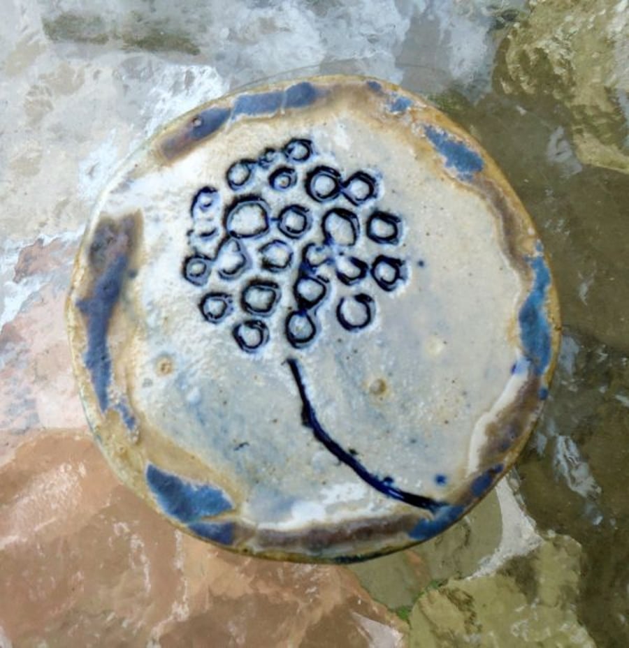 Ceramic Dandelion Magnet