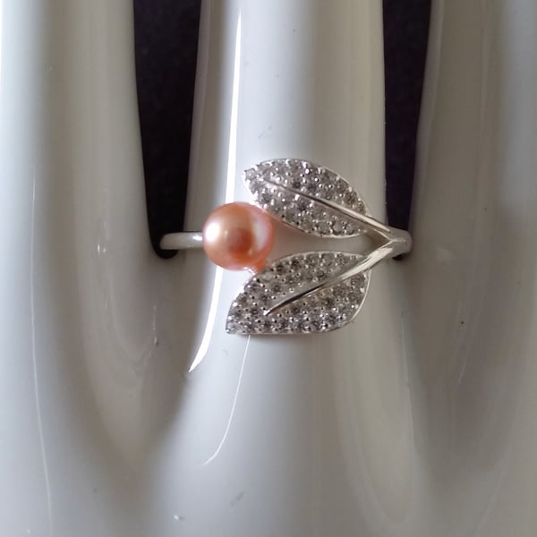 925 Silver Adjustable Ring with Cubic Zirconia & Natural Peach Freshwater Pearl