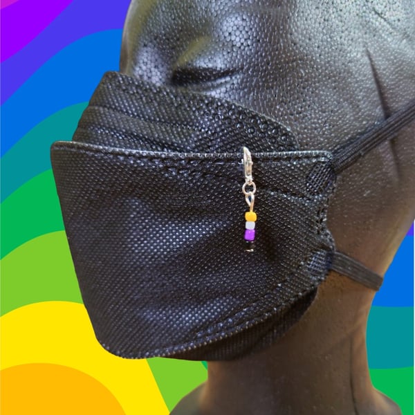 Nonbinary pride beaded charm