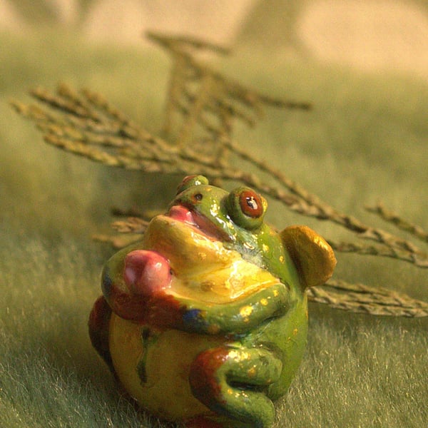 Fairy Frog with Rose Necklace