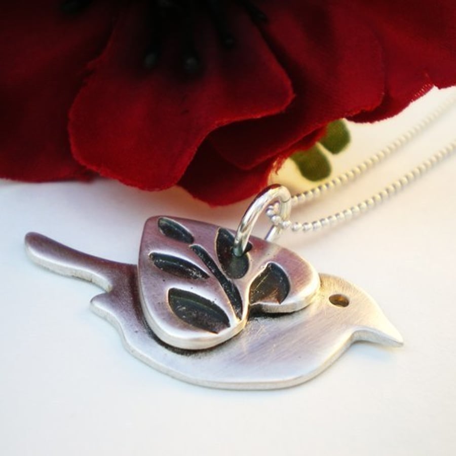 Silver bird with Leafy Heart Wing