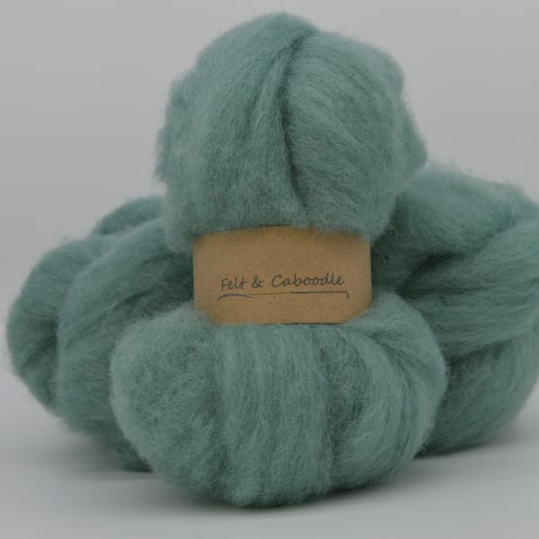 Duck egg Carded Corriedale wool fibre