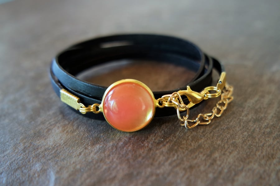 Leather wrap bracelet - Cherry Quartz