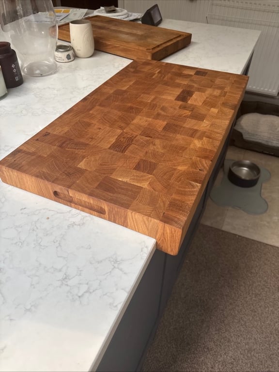 Butchers Block Solid End Grain Cutting Board with Front Overhang  700mmx400mmx50