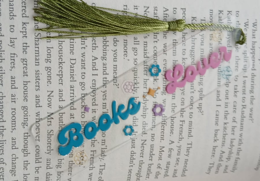 Clear acrylic bookmark 