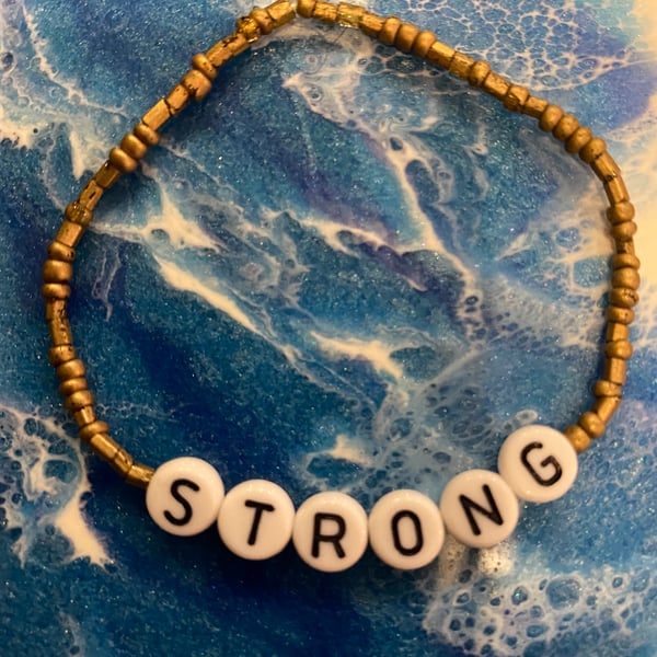 STRONG Gold Bracelet (473)