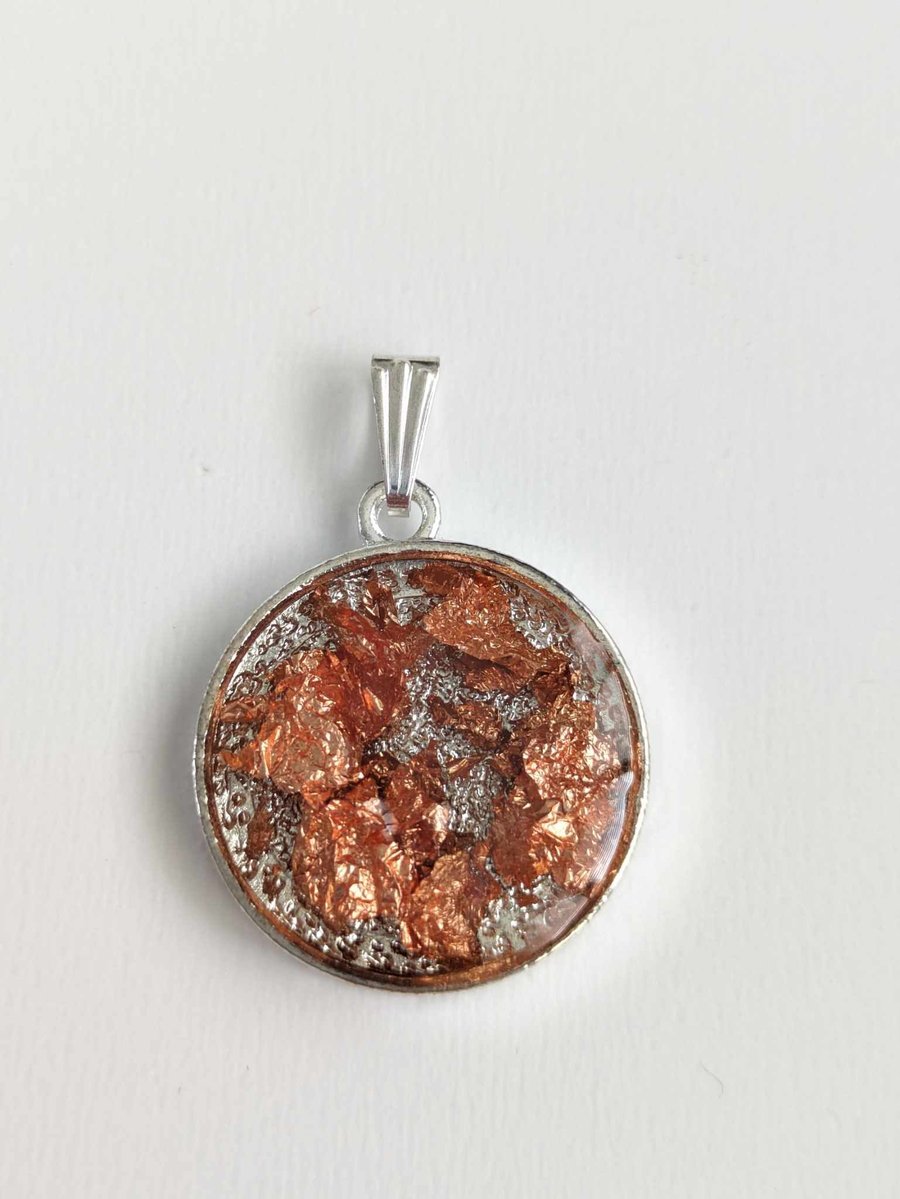 Small Round Resin Pendant With Copper Coloured Flakes