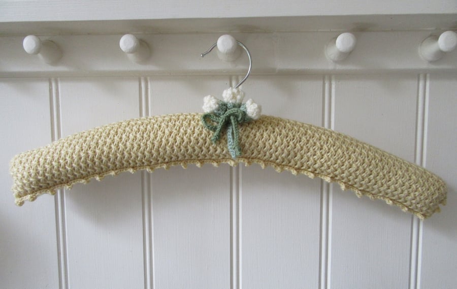 Coat hanger clothes hanger - primrose with rose buds