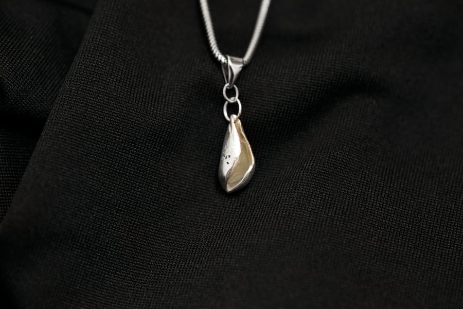 Glassdrop Sterling Silver Pendant with Green Cornish Sea Glass UK Hallmarked