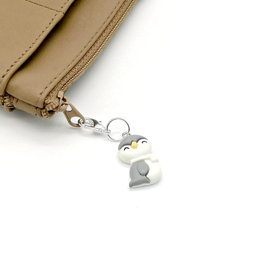 Resin Penguin Zipper Charm
