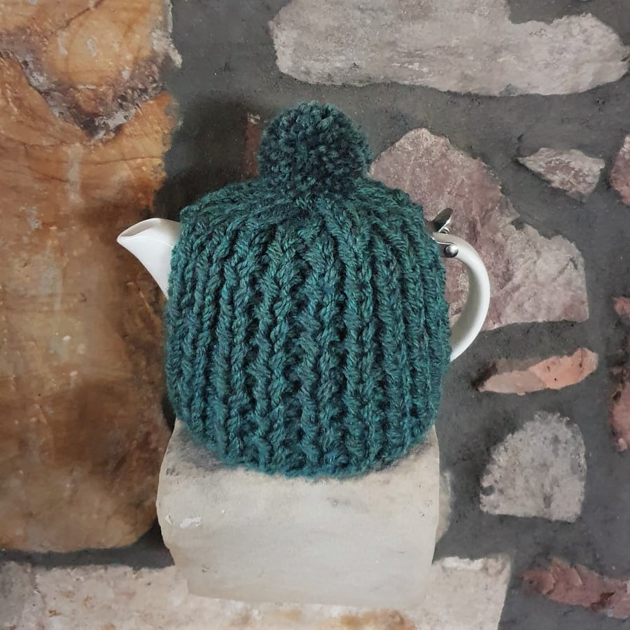 Tea Cosy, Cozy, Tea Pot Cover, Suki, For Life Compatible, Hand Knitted, Stump