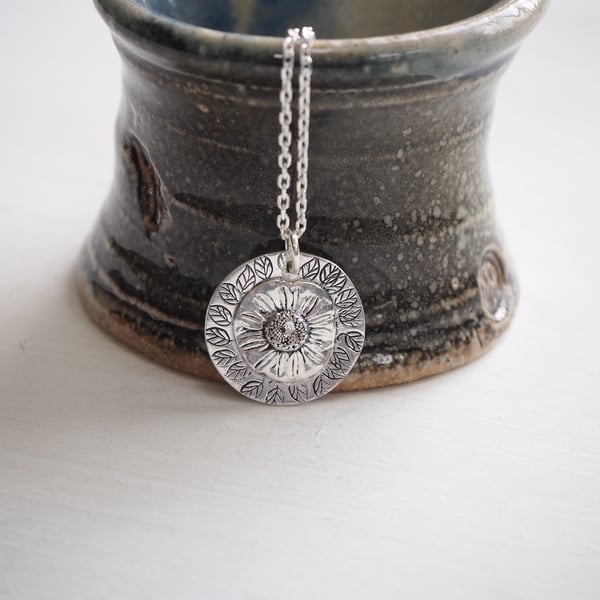 Daisy Pendant, Silver Necklace Pendant, Flower Jewellery, gardener gift