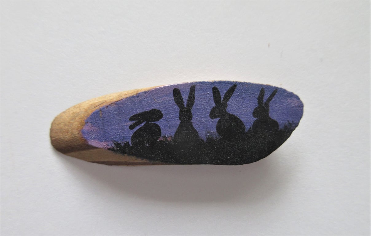 Dolls House Miniature Wooden Plaque Bunny Rabbit Picture Wood Slice