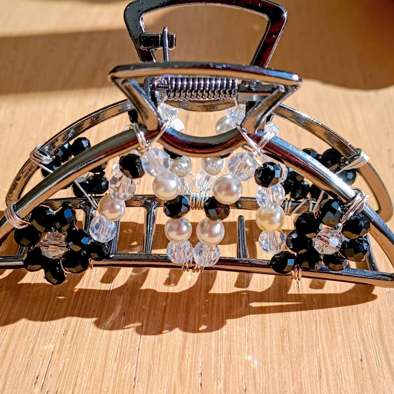 Black Metal Large Hair Claw Clip With Crystal And Shell Pearl Beads