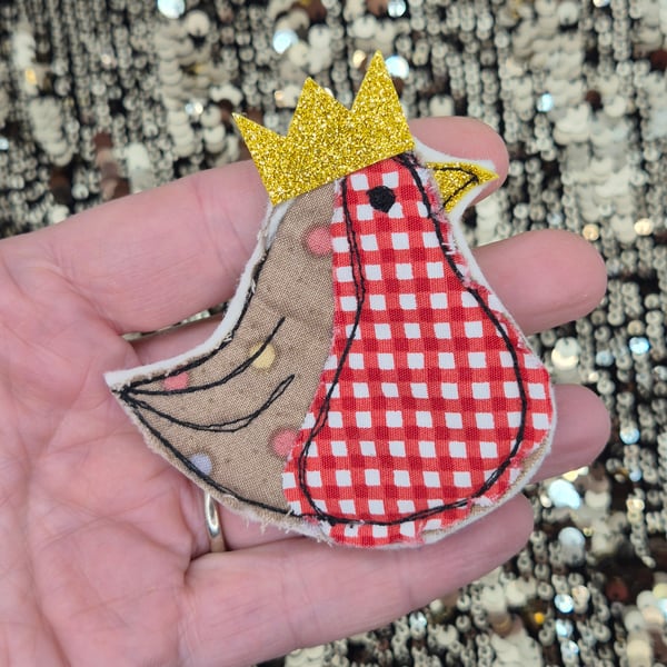 Festive Robin Brooch