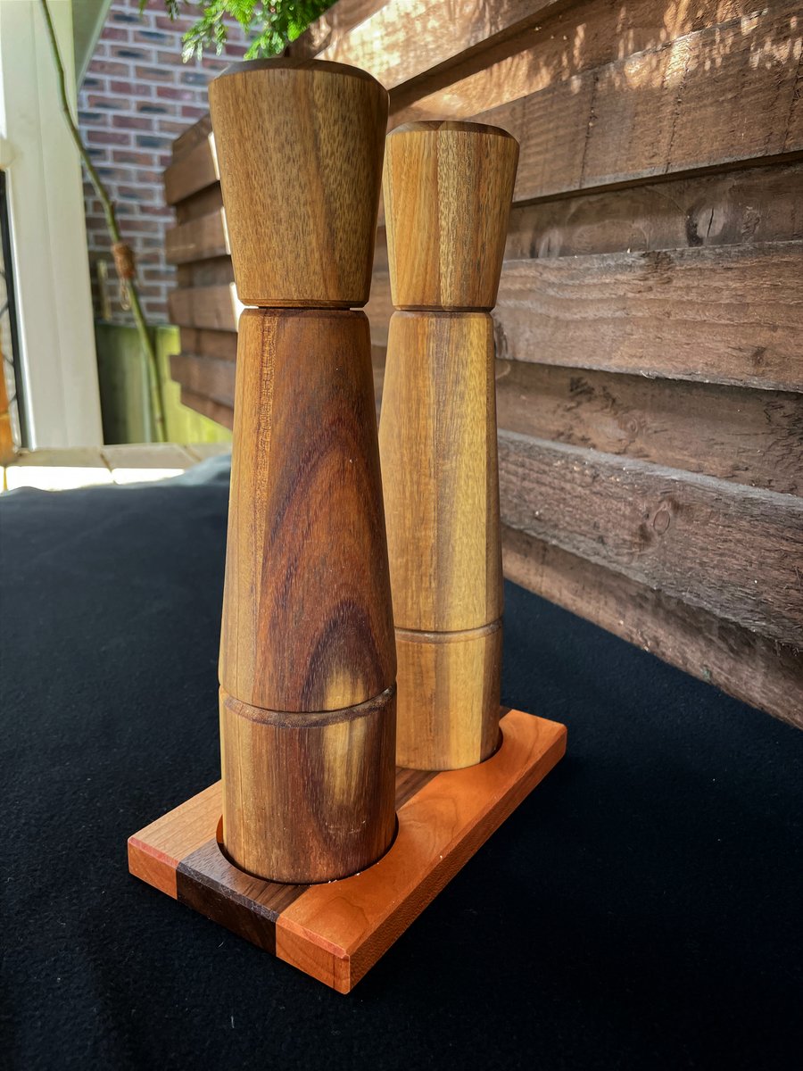 Salt & Pepper Tray – Walnut & Cherry Spice Holder – No.01