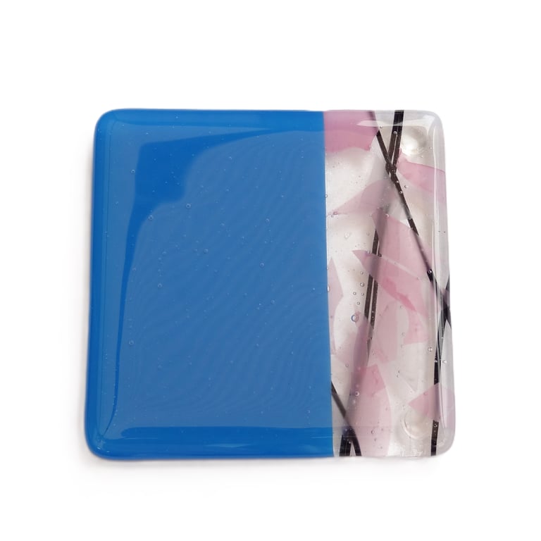 Blue and pink fused glass coaster, 9cm, handcrafted, 6mm thick (0180)